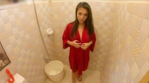 Pinay Malibog Nagsarili Sa Banyo Habang Naliligo – Horny Asian Filipina Shower Play