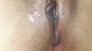 SHE SQUIRT A LOT AND HAD HER FIRST ANAL ｜ PINAY LATEST SCANDAL 2020