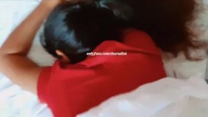 Sri lanka campus girl fuck with her best friend – අලුත් කෙල්ලට දීපු කැම්පස් රැග් එක