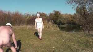 Naked Milf Studying play badminton Gets Lesson Outdoor School Sport DuBarry